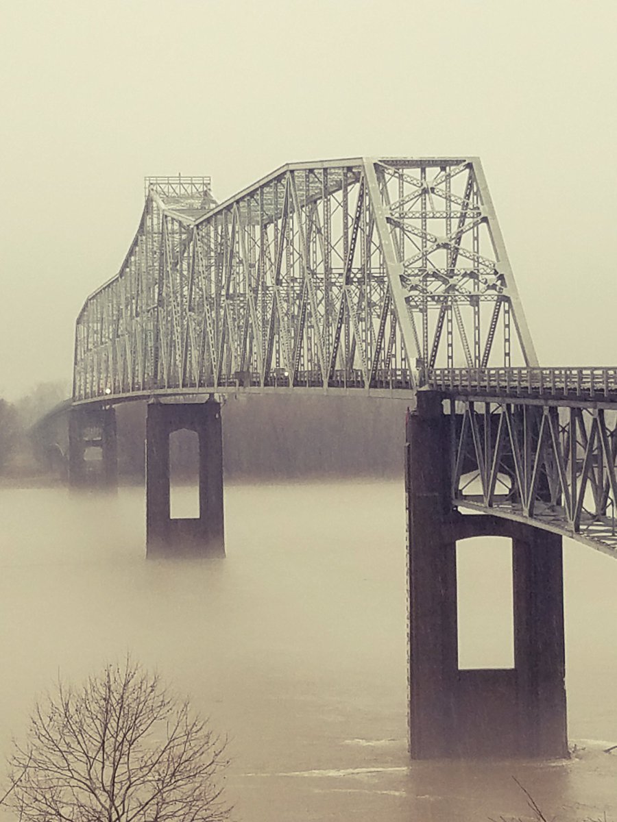 My Pic: Mississippi River Bridge 65 Miles South Of St. Louis In my home area Lots of nice comments like this one 'Ansel Adams Would Be Jealous'. @BooksStLouis @ShepherdForMO @RandiMcCallian @ta_welton @lindashannonmo1 @AgapitiCh1981 @cameyrick1 @HypatiaKant @HistoryInbooks…