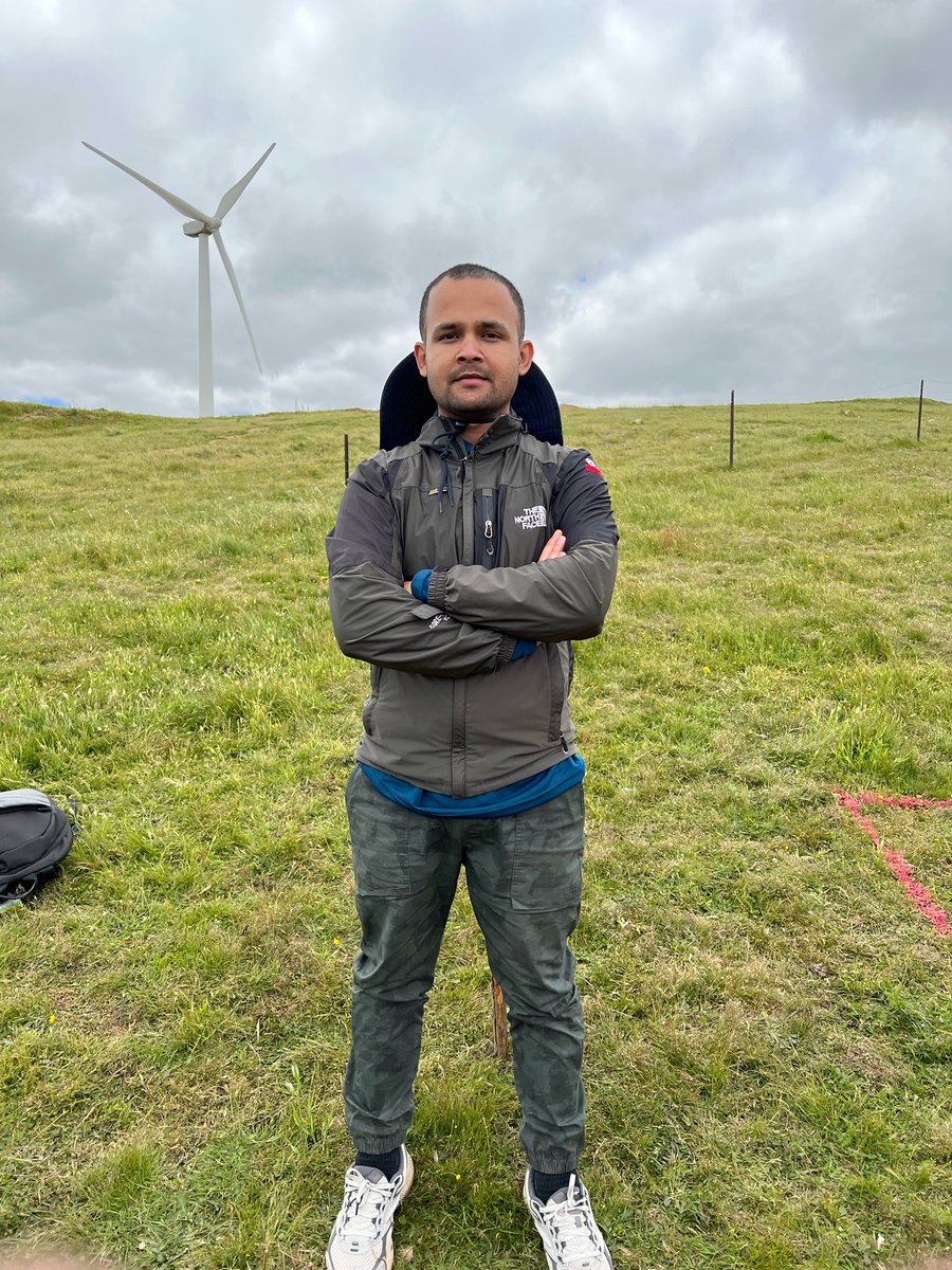 Meet Suman Gajurel 👋🏼 Suman is here at @unisqaus from Nepal to do a #PhD on modelling and diagnosis of #soil constraints in Australian farming ecosystems