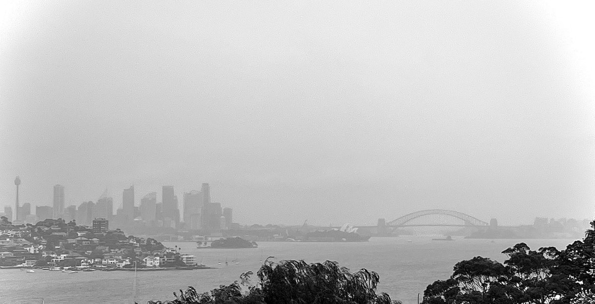 #PH RAINY DAY SYDNEY’S SKYLINE - #SYDNEY   #PintoFotografia #ViaAStockADaY #ThePhotoHour #FotografiaWMX
@StormHour