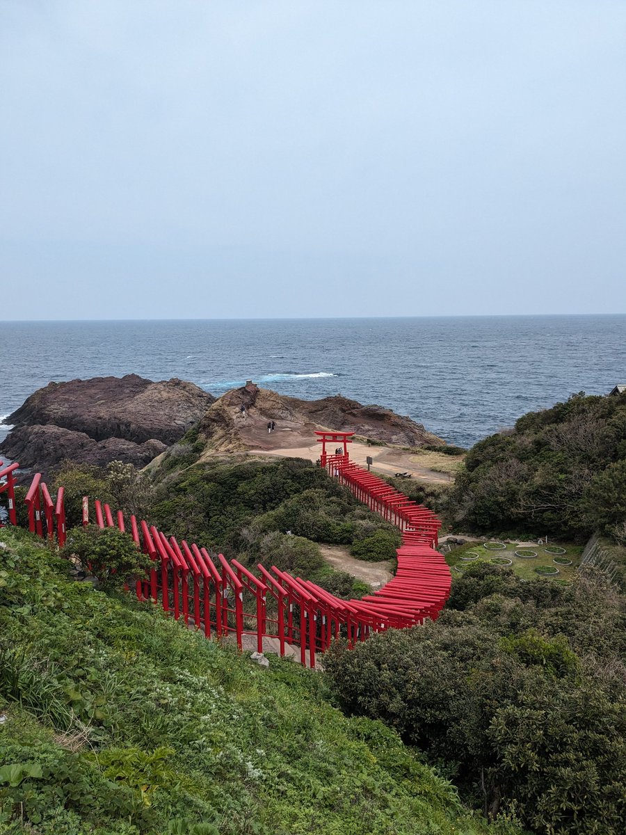 なかなか日が差さない…

＃角島大橋  ＃元乃隅神社