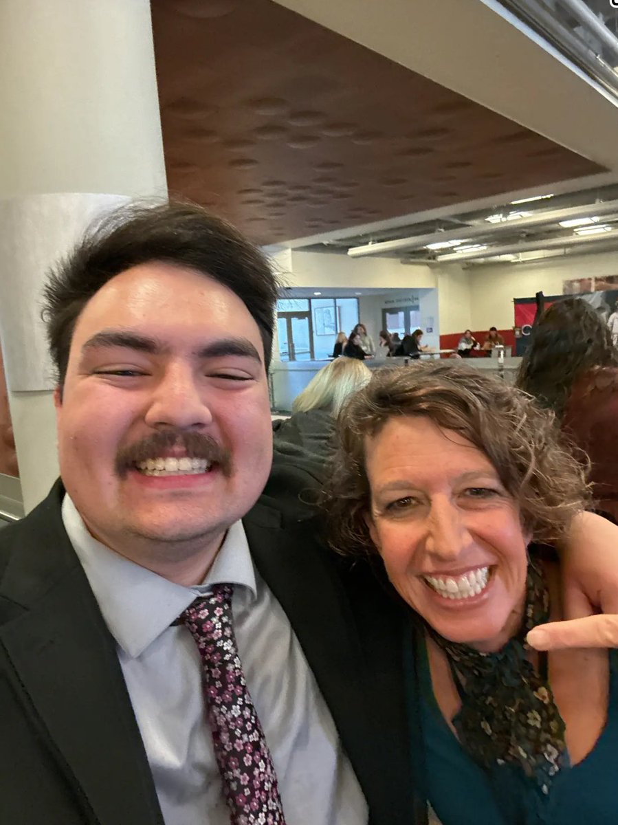 letgunnacook's tweet photo. It was a honor meeting @JanieMcCAP and learning from her career. I will never forget her kindness and advice, amazing opportunity. GO COUGS❤️ #symposium48 https://t.co/qMmgiMvGd9