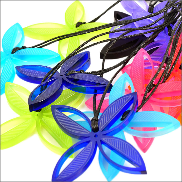 ShopNZ's tweet photo. Cool and colourful acrylic pendants. Heart pendants with koru design and frangipani pendants. Choose your colour! Get one for your best friend 💕

https://t.co/9BFNpDkzfk

#acrylicpendants #heartpendants #koru #frangipani #Aotearoa #ShopNZmadeGifts #BuyKiwi #ShopLocalNZ https://t.co/KaW9IC8Bmo