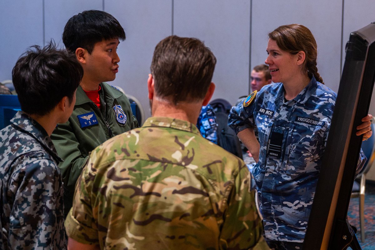 Space Command contributes in many exercises with #AlliesandPartners around the world. These simulated events build skills, strengthen collaborative links and improve #spacedomainawareness globally. 🛰️🌏
#YourADF