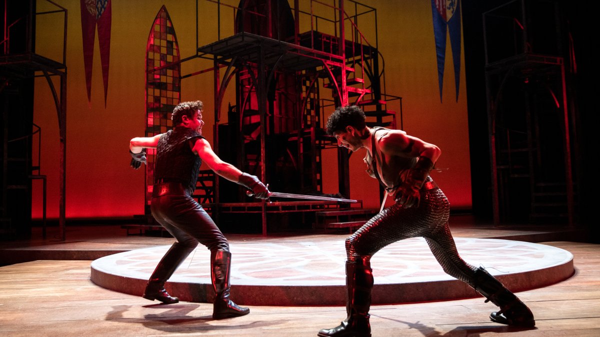 Guthrie Theater tweet media