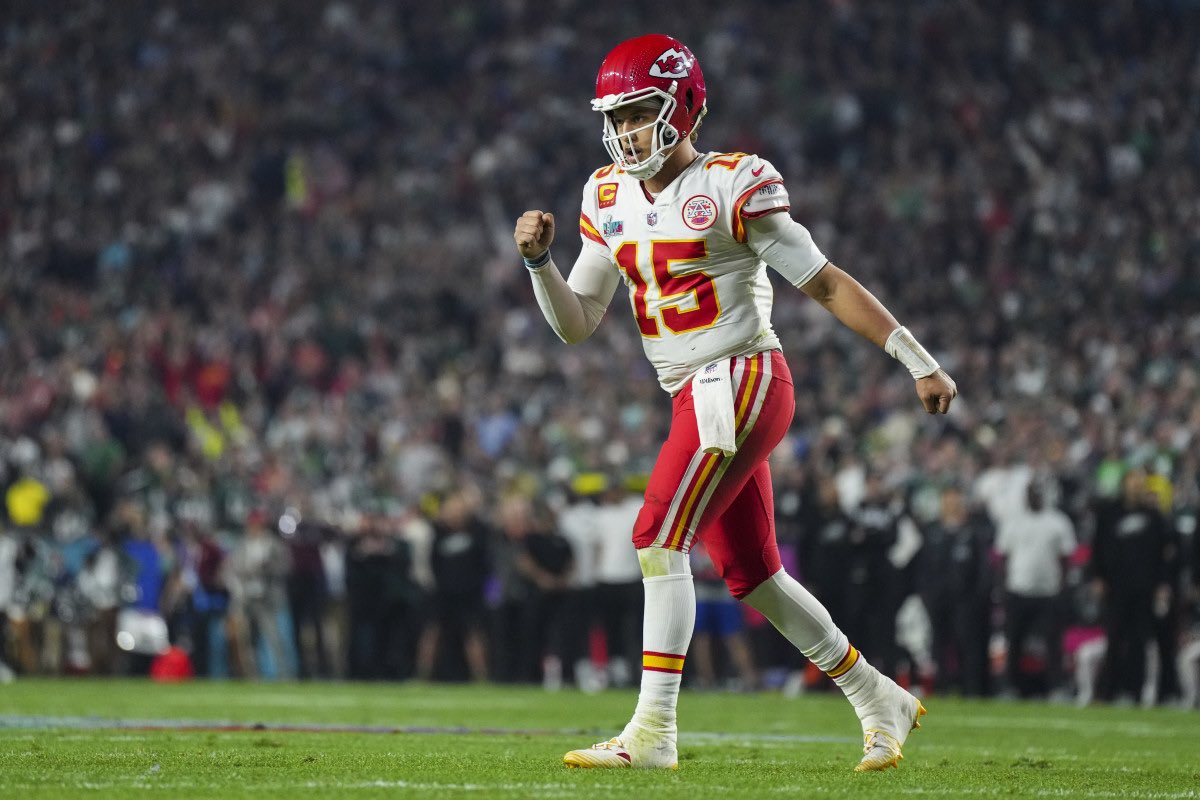 MLFootball's tweet photo. THE KANSAS CITY #CHIEFS ARE NOW THE BIGGEST SUPER VILLAIN TEAM IN SPORTS: 

Multiple #NFL teams have specifically told their players who wanted to be traded recently that the only team they cannot be traded to was the Chiefs.

That includes Stef Diggs &amp; Diontae Johnson 👀 https://t.co/bE9RTGTkNq