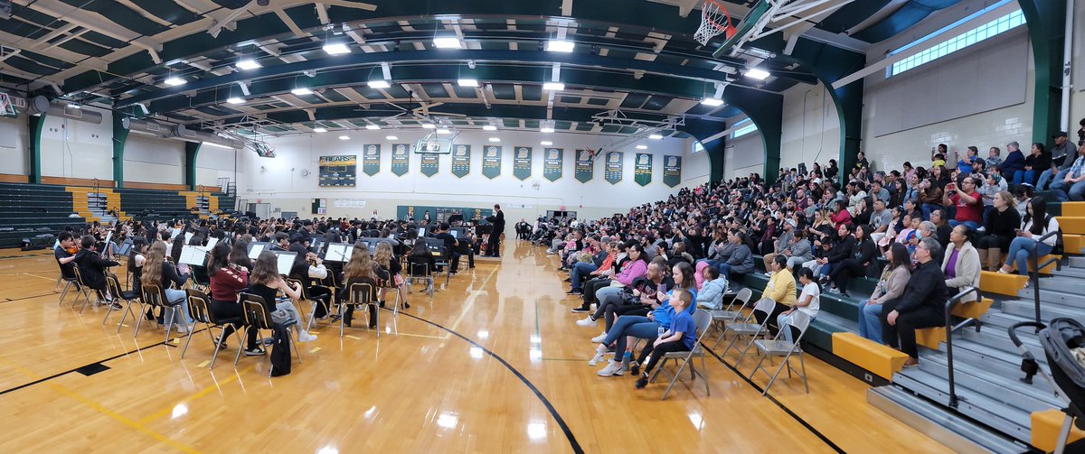 Bryan Middle tweet media