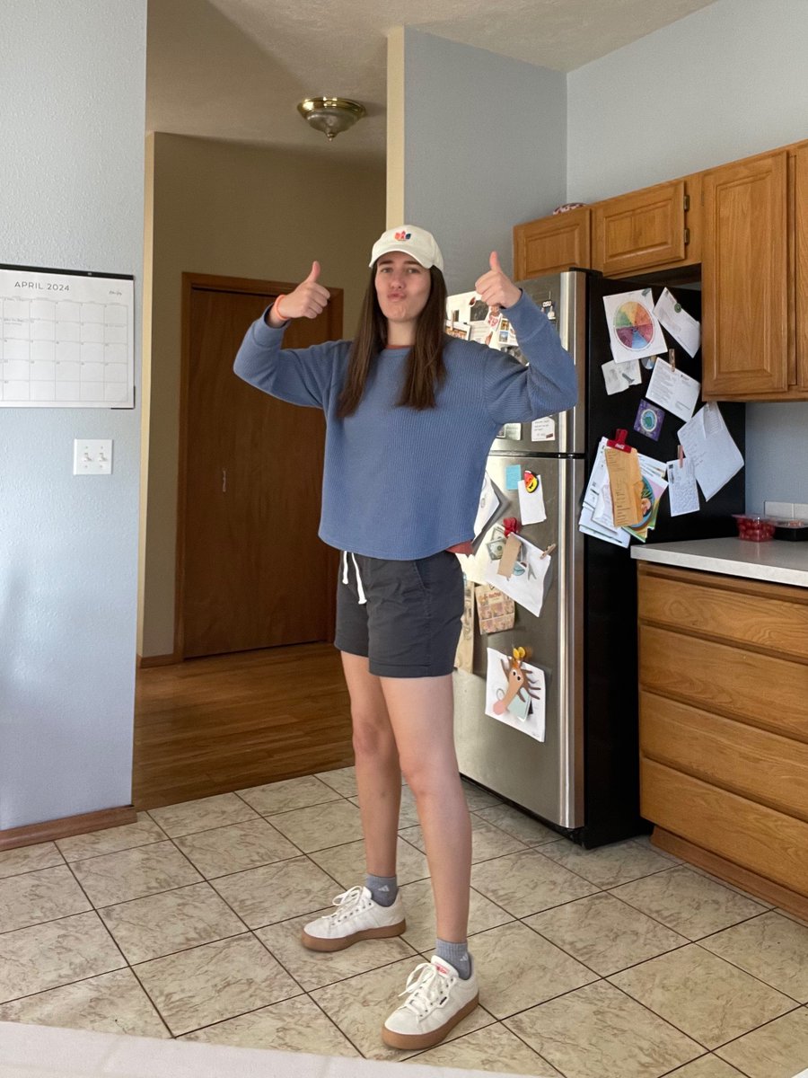 3 people complimented my outfit so I obv need more compliments from the internet
