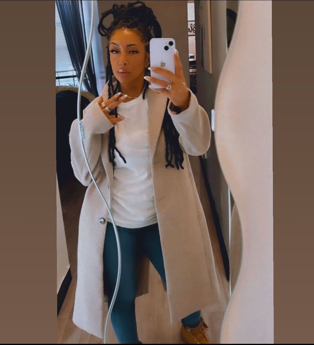 jesses__switch's tweet image. rs.  🐝 never gotta Do✌️ much !💋