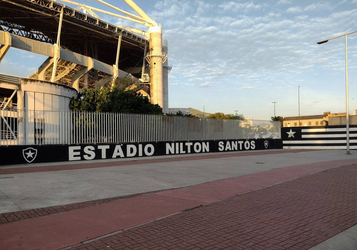 donniedarko73's tweet image. viradão do engenhão 

#botafogo #estádioniltonsantos #engenhão #engenhodedentro #riodejaneiro