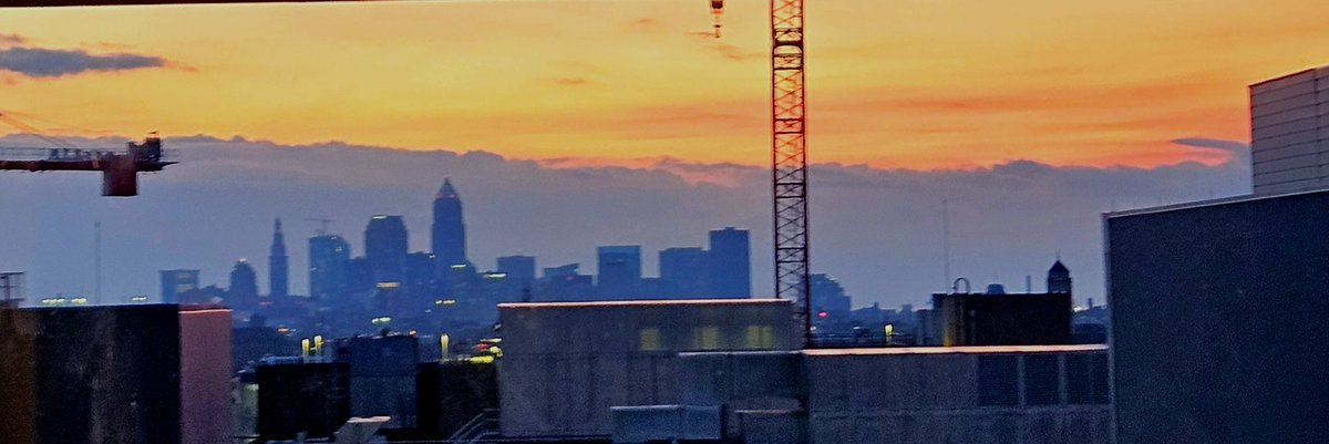 Took this from my room at Cleveland Clinic while hooked up to chemo. #FCancer #LeukemiaSurvivor 🙏 🧡 @SamRobertsWX @KellyDWeather