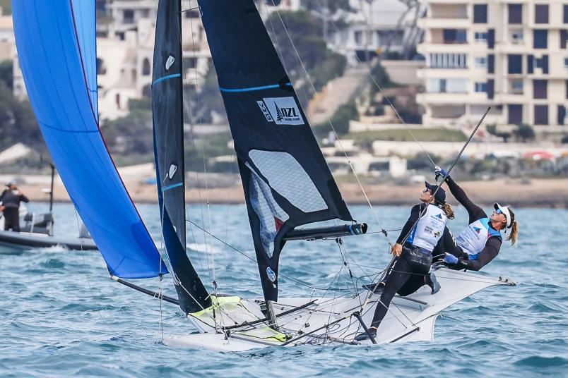 Congratulations to @EmiratesTeamNZ sailors Jo Aleh and Molly Meech for the Paris 2024 Olympic Games 49erFX selection. 👏👏👏 #FullStory👉 shorturl.at/aczR3 @worldsailing @NZLSailingTeam