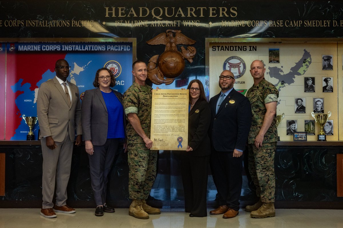 #USMC Maj. Gen. Stephen E. Liszewski, #MCIPAC commanding general, signs the Child Abuse Prevention Month proclamation on Camp Foster, Okinawa, Japan. April is designated as #ChildAbusePreventionMonth to raise awareness and prevent child abuse. #Marines #Prevention #ChildSafety