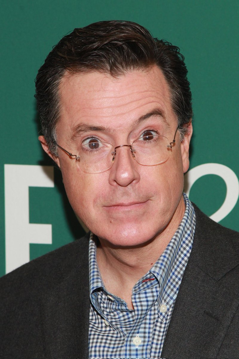 Foreign policy expert and @POTUS mouthpiece @StephenAtHome cries 'stop the war'. I guess among his so called talents. He's now an expert on how other countries protect themselves from evil terrorists . Hey Stephen, stick to late night TV. What a dufus!