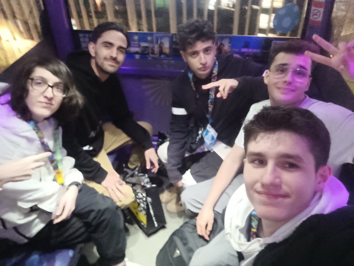 EN UN PUTO TELEFÉRICO DESPUÉS DE NO GANAR NINGUN GAME DURANTE 2  SEMANAS. Con suerte ganamos un bo1