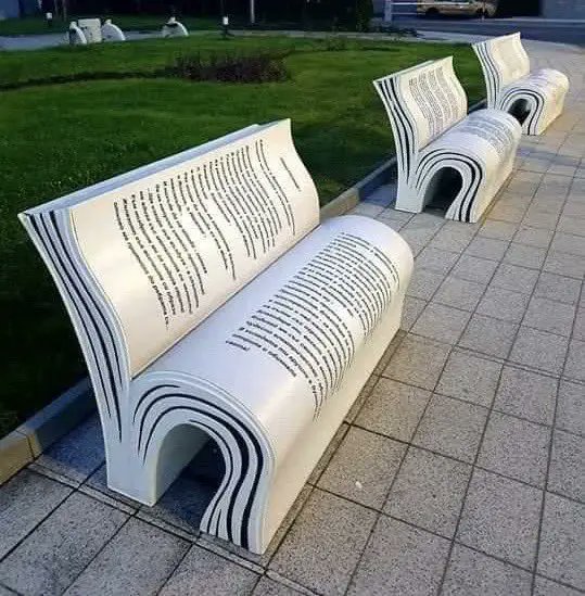 The perfect reading spot? 🧐 #WritingCommmunity #BookTwitter