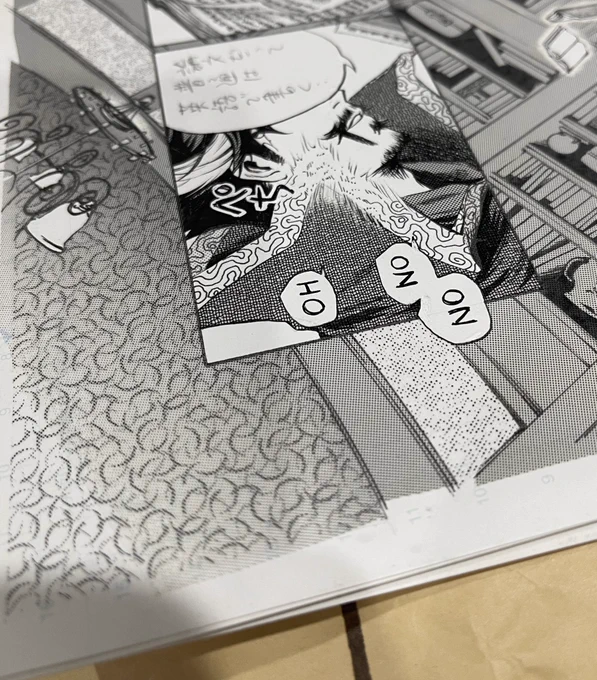 少々謎なタイミングではあるけどストレンジ先生の原稿が戻ってきた😳触るの5〜6年ぶりくらい…?改めて見ると一応週刊連載でこの作業量はよく生きてたなホント…アシさんと部屋中トーンの粉だらけにしてたの懐かしいな〜( ˘ω˘ ) 