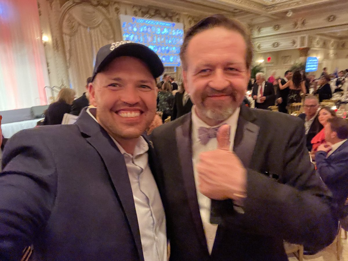 BenBergquam's tweet photo. Honored to be at Mar-a-Lago with so many patriots that love America, starting with President @realDonaldTrump!
…#TomHoman #MarkMorgan @derekmaltz_sr @SaraCarterDC @jaeson_jones @SebGorka @therealroseanne #KashPatel and more to come…! #Border911 #CloseTheBorder #AmericaFirst #Trump2024 #MakeAmericaGreatAgain
@RealAmVoice
https://t.co/ggWVTdoP3K