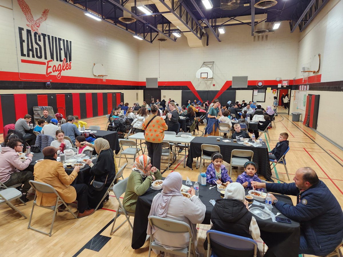 A great turn out for our Iftar evening. Thank you to our students, families and staff for putting together this wonderful community building event. <a href="/HaltonDSB/">HDSB</a>