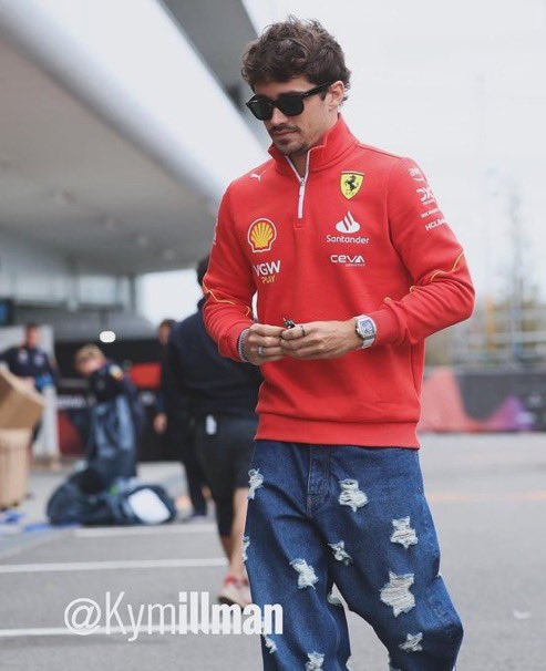 charlsleclerctr's tweet photo. Charles and his star Jeans 😘🤌

#F1 #Charles16 #JapaneseGP https://t.co/MXl69bGWUl