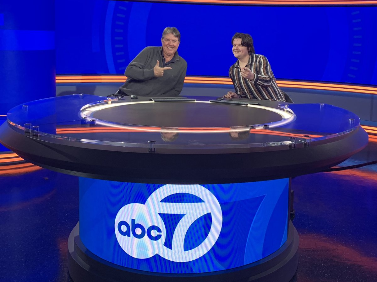 Jeff and I headed to <a href="/7NewsDC/">7News DC</a> today to tape a story with @Joy7News and <a href="/Eileen7News/">Eileen Whelan</a> on the Leukemia &amp; Lymphoma Society fundraiser. We may have also made ourselves at home in the studio. For more on our adventure and an update on the campaign, check out pages.lls.org/voy/nca/dcmetr…