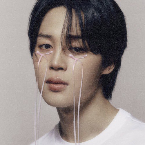 vmnsgfie's tweet image. hii !! im Rue &amp;lt;3 looking for interactive moots. ⭐️

- 18 SheHer latina
- moved accs. not new to #stantwt 
- multi ! 
- ults : bts &amp;amp; twice
- more info in carrd :3
#kpoptwt #anitwt #BTSARMY 

♡ / ↻ are appreciated, ifb !!