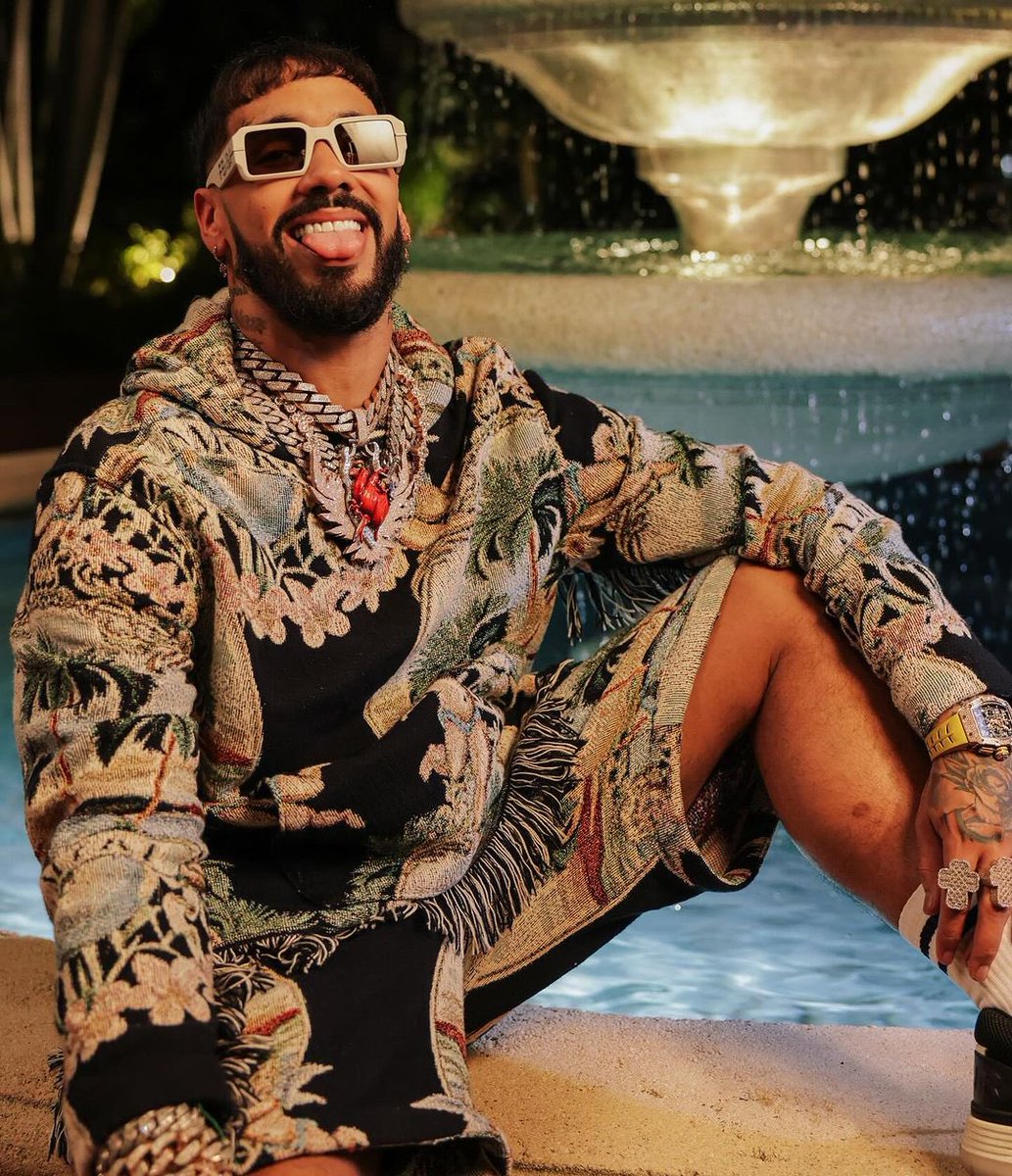 legendanuel's tweet photo. "Se que te encharcas 💦💦💦💦💦💦💦 cuando te rompo como le rompí el culo a Arca 🍑 🍆 😂😂😂😂🤣"

Anuel AA vía post Instagram. https://t.co/zs51HGxjw6