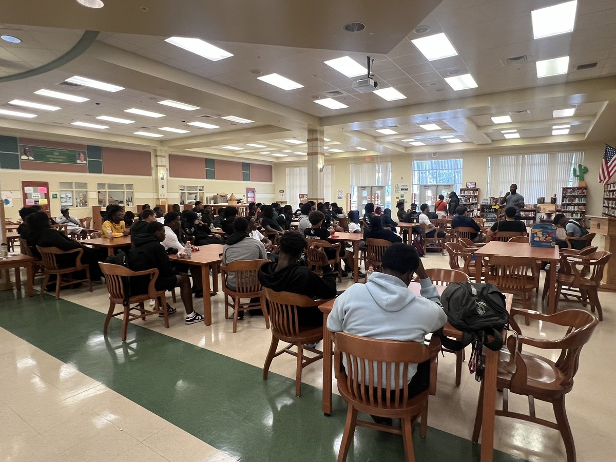 Thank you to Mrs. Postel and BOLDFOUNDATIONINC for our great leadership meeting today and also for bringing a guest by. @PierreGarcon to speak to our young men. #CultureWins🦅