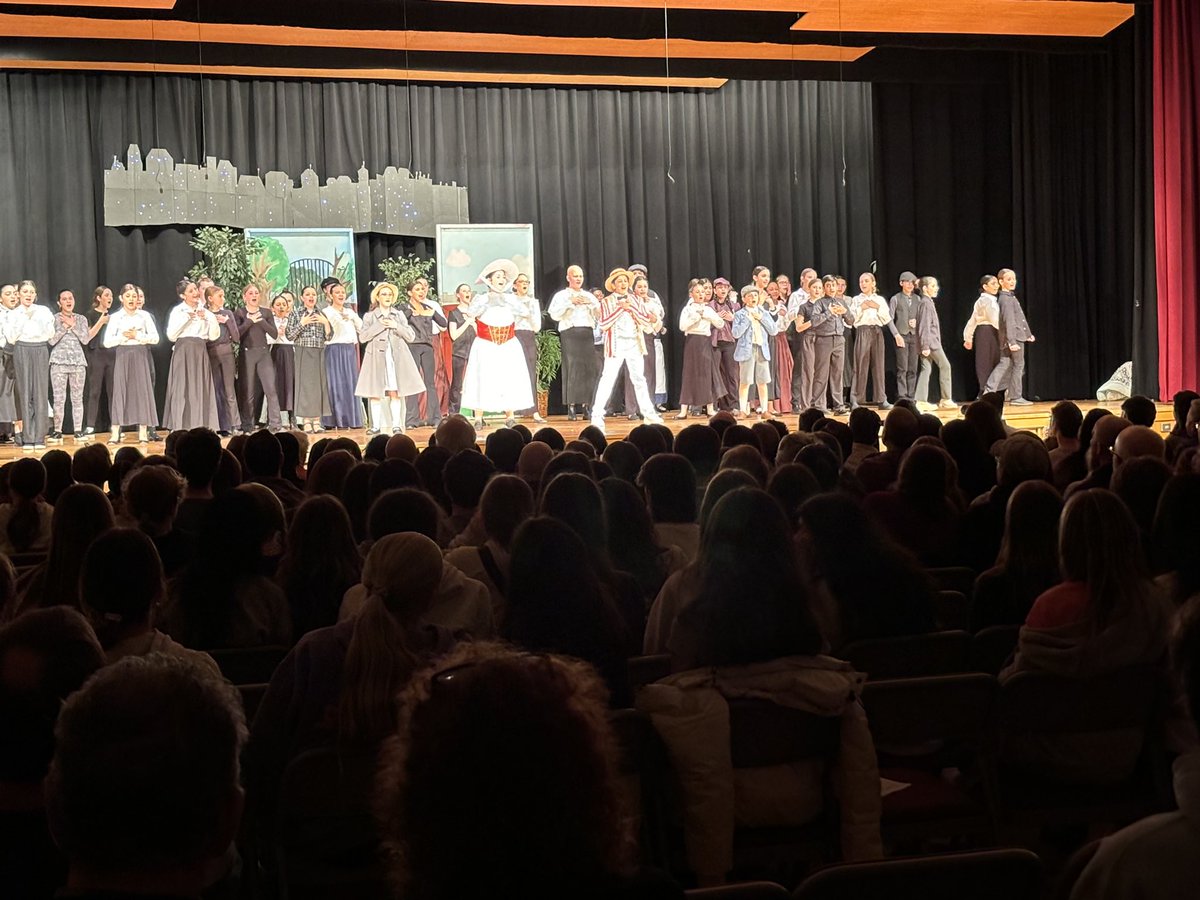 stacey linzenbold tweet media