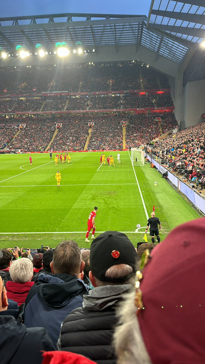 Another massive 3 pts. Made hard work of it as always. Subs were top. If I found Mac in bed with my mrs I’d tuck him in. Shout out @_8clx for sorting us for the gaffas last ever prem game @ Anfield under the lights. Reliable as ever bro thank you 👊🏼 Up the fucking Redmen 🔴