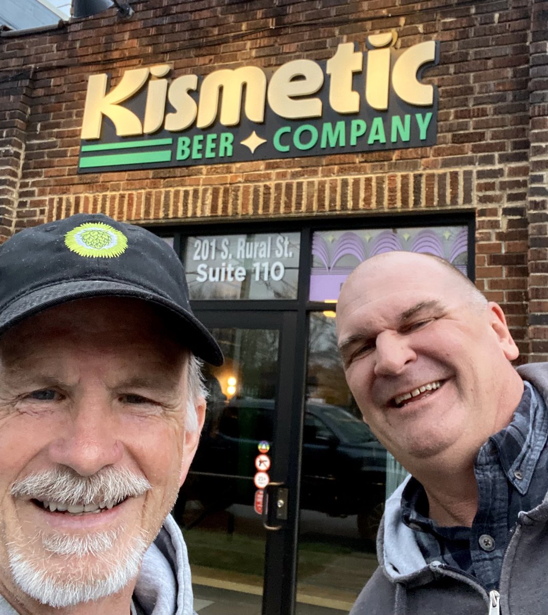 I had a great time sharing a beer with @MikeSlomba (Squatchy Brew Dude) at #KismeticBrewing today. Be sure to check out his fun YouTube beer videos!