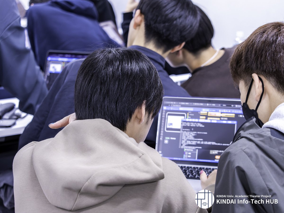 KITHUBp's tweet image. KINDAI Info-Tech HUB ( #KITHUB )では、今年も全日 #プログラミングBootCamp のサポートをしております！

本日10:30頃から情報学部新入生向けにプロジェクトの紹介もさせていただきますので、是非お聞きください！

詳しくはこちら: kithub.jp

#春から近大