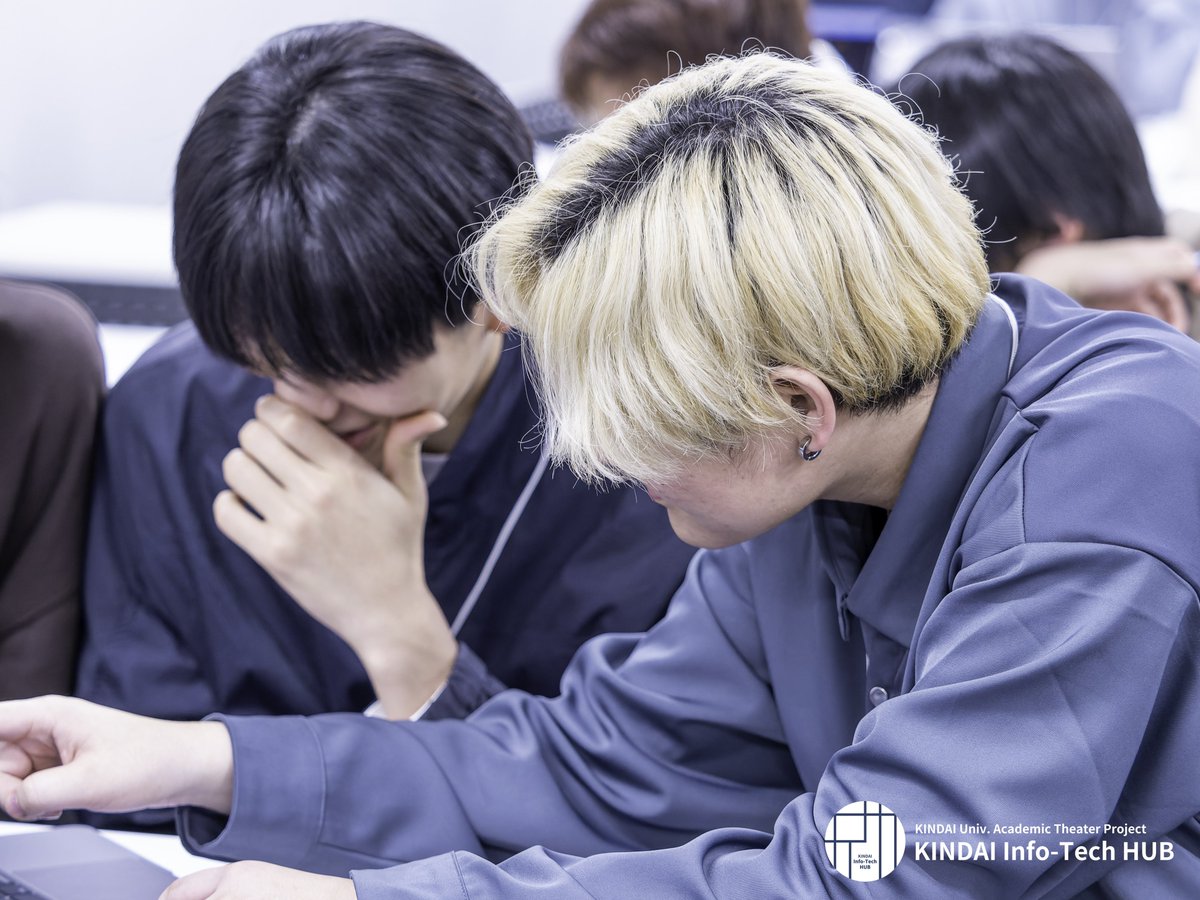 KITHUBp's tweet image. KINDAI Info-Tech HUB ( #KITHUB )では、今年も全日 #プログラミングBootCamp のサポートをしております！

本日10:30頃から情報学部新入生向けにプロジェクトの紹介もさせていただきますので、是非お聞きください！

詳しくはこちら: kithub.jp

#春から近大