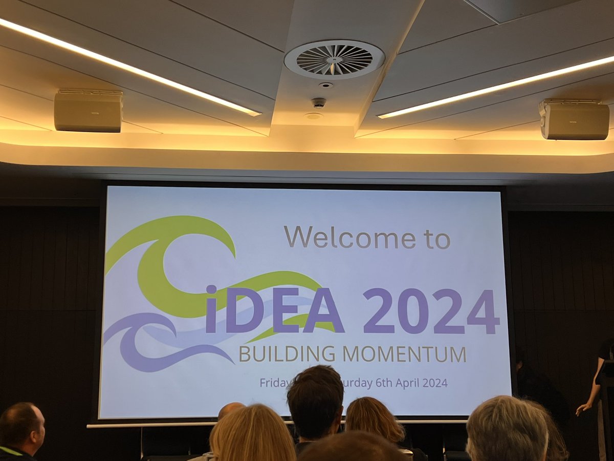 rebeccakozor's tweet photo. Day 1 of #iDEA24 is proving to be excellent. We must work together as doctors in Australia to build momentum and fight climate change @DocsEnvAus @NickWillRun @ollie_jay13 @Prof_NickTalley https://t.co/jFJzEek4KB