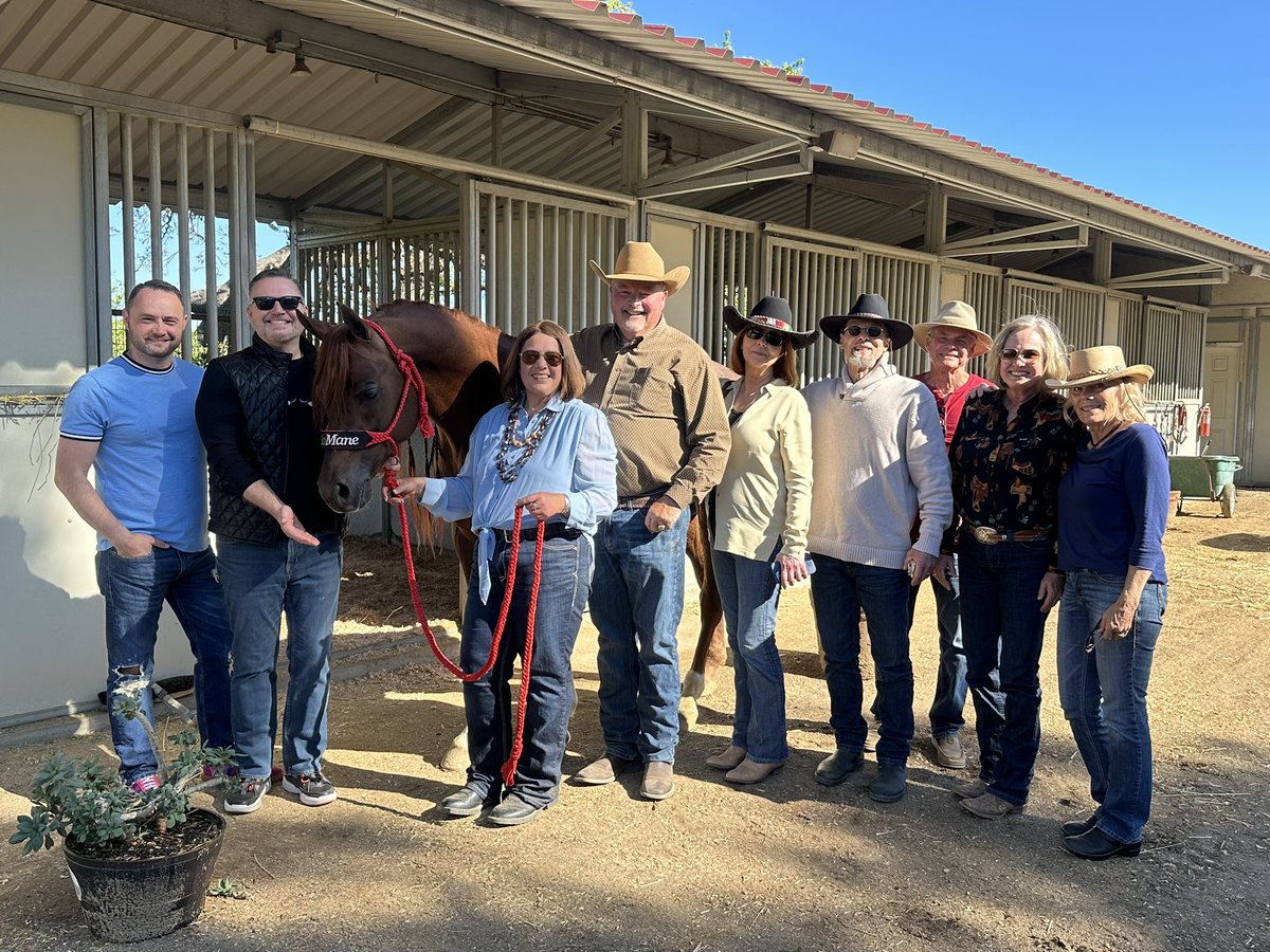michael63491071's tweet photo. Great day introducing Verdict J to California at the Om El Arab Open House. https://t.co/0Q4e8DCg0s