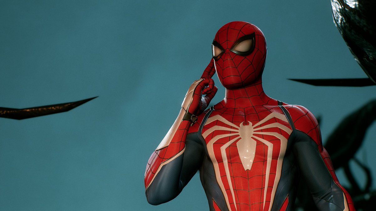 شوف فرق الرسومات بين اللعبتين 😂!