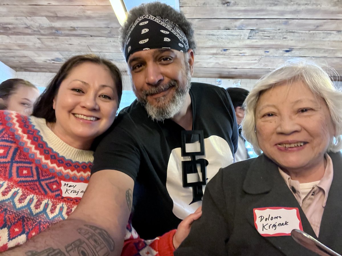 Anybody else get swept up in selfie mania over the past two brunches?

Show us what you have and tag them with #brunchbyfidel. We wanna see more of those brunch faces. ☺️