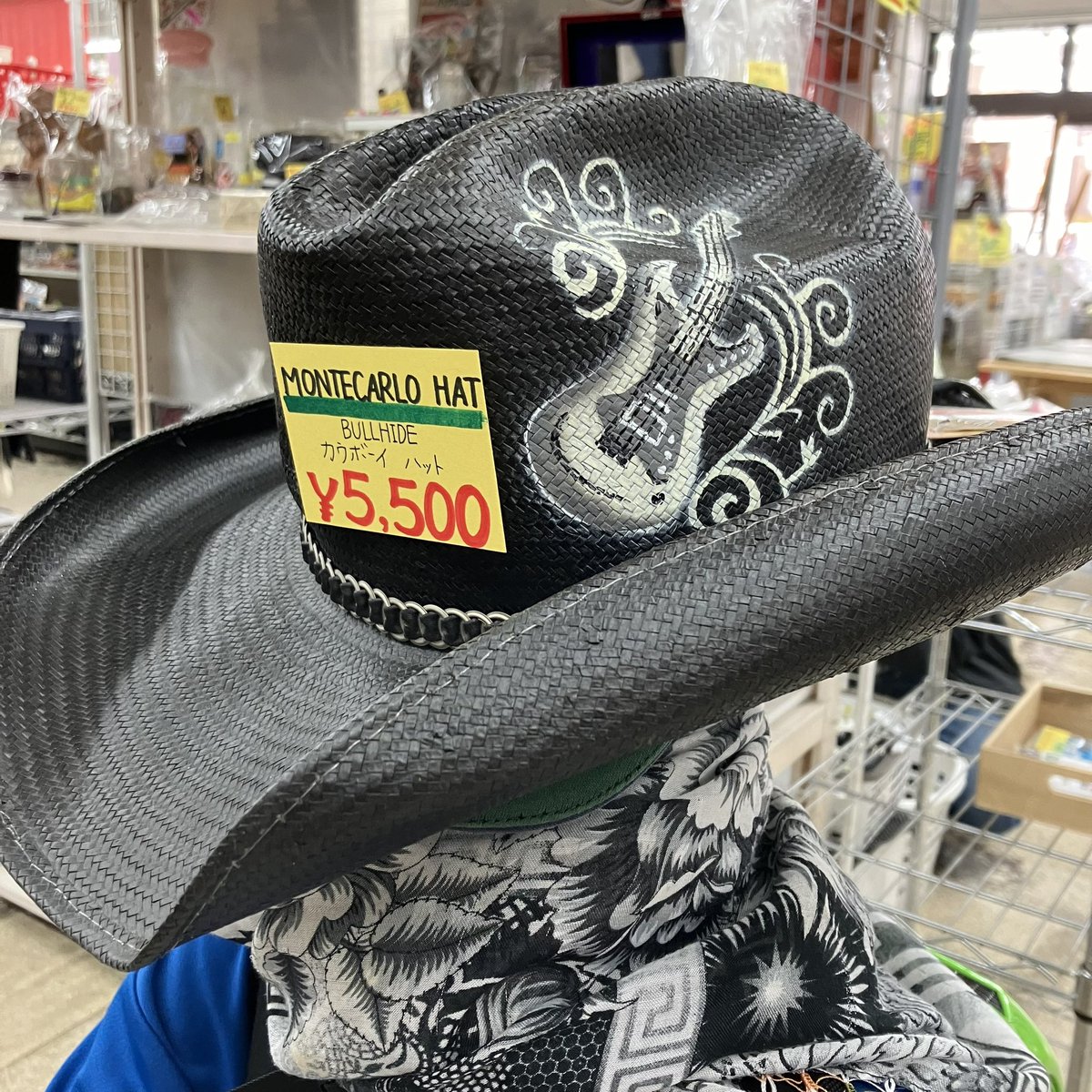 Shop_Kamiaoki's tweet photo. かっこいい帽子が入荷しました😆
BULLHIDE BY MONTECARLO HAT
#bullhide #montecarlo #hat
#リサイクルショップ #上青木商店 #上青木商店天神橋店 #川口市 #JR忘れ物 #電車忘れ物 https://t.co/3dsBEINNuX