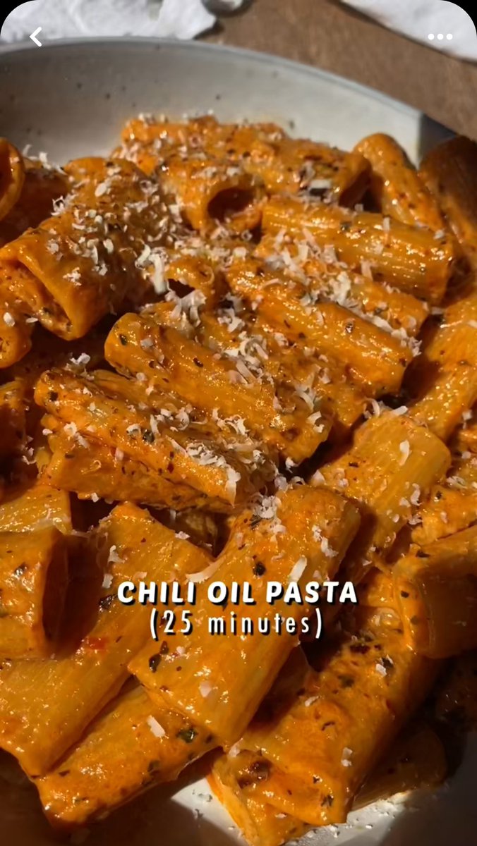 I don’t even use Pinterest that much but this do be accurate 

How does Pinterest see you?
(Search: fashion, Pantone, mood, food)