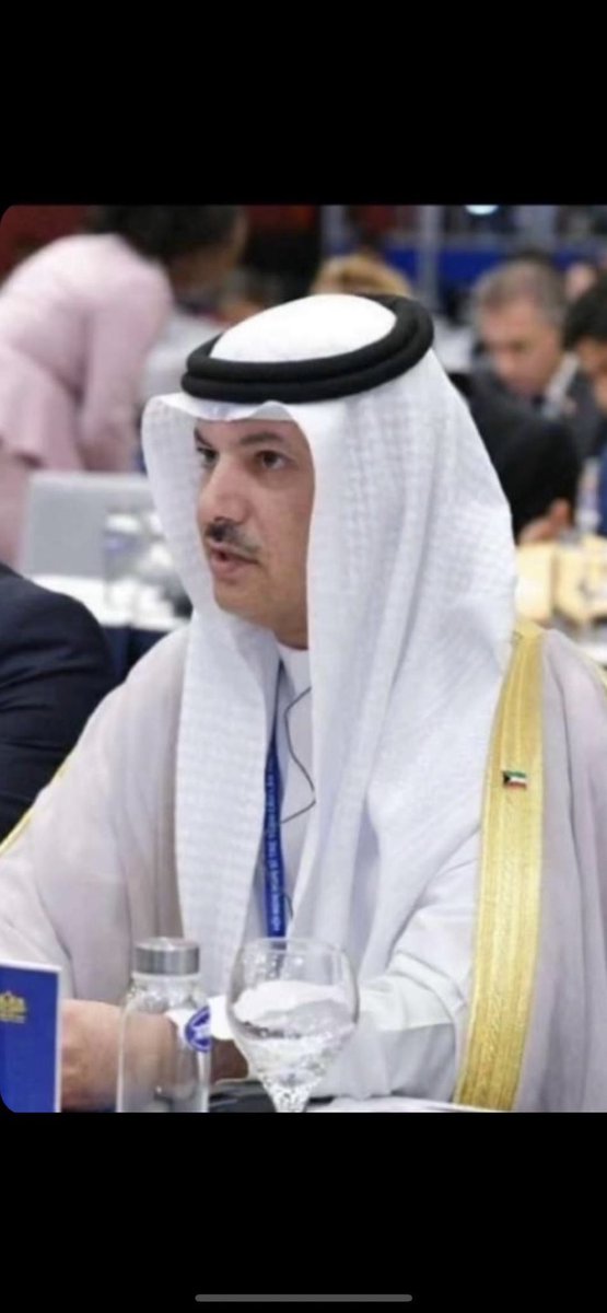 3shwaa's tweet photo. •
صفو علئ الثاني سرا يارياجيل
ماقدم الاول غير بشت الاماره 

~ #فهد_بن_جامع https://t.co/EfAUFmC2PK