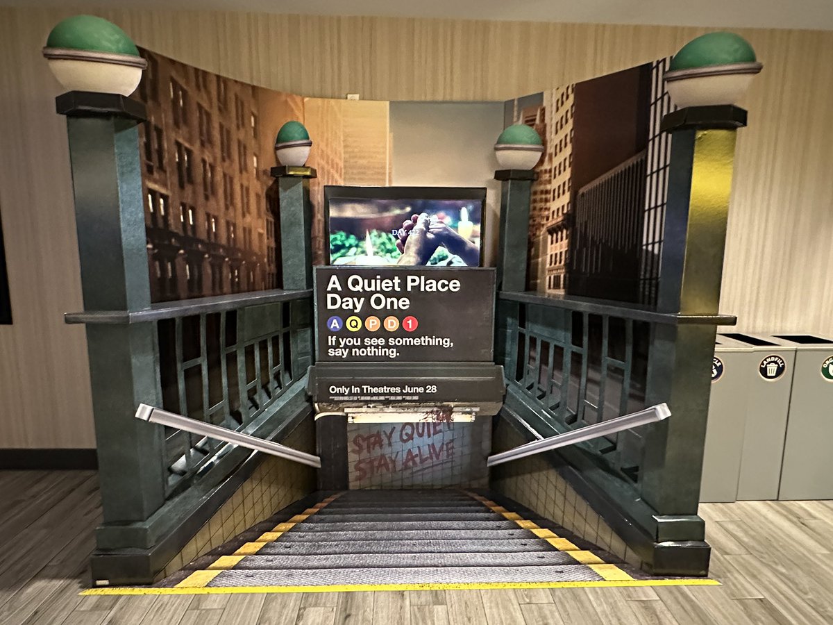 colliderfrosty's tweet image. Here’s a cool theater display for @AQuietPlace Day One. Spotted at Universal Citywalk.