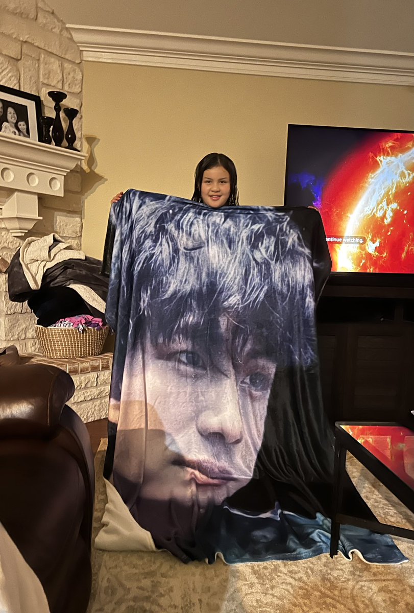 PLo1211's tweet photo. Guess what we’re bringing to the chilly theater to watch Agust D DDay! https://t.co/ouUs1EPHH2