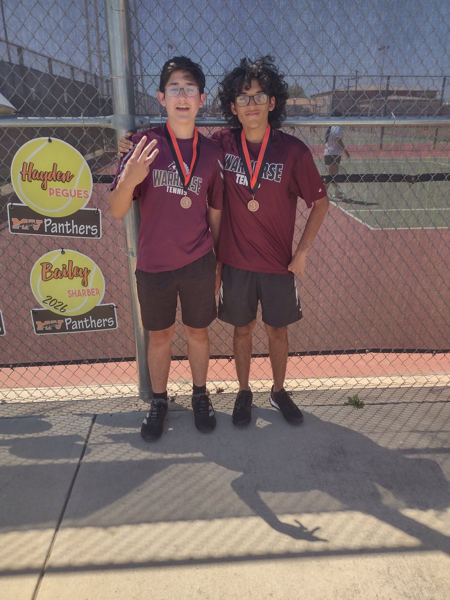 Devine Tennis tweet media