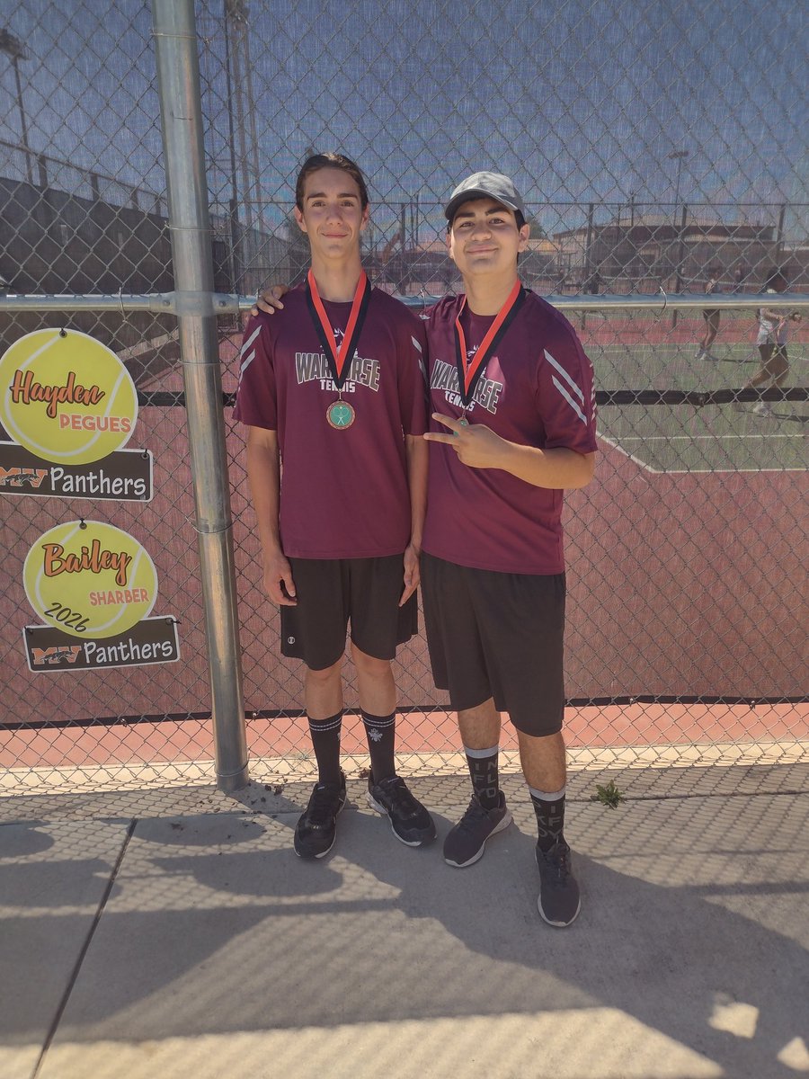 Devine Tennis tweet media