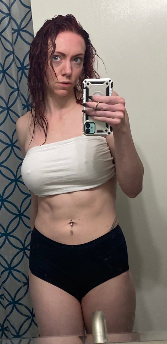 MrsKetchup57's tweet photo. You continue to work hard on how you look, you can change things you don’t like.. And I say that because I’ve done that. I don’t regret any of those changes, I love them. But even the days when you look your best…. You can still struggle fighting with your mind. https://t.co/e3ONBgDNlb