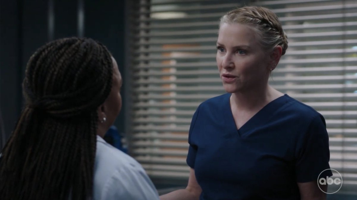 noradominick's tweet photo. jessica capshaw marched into grey's anatomy and said, "let me show you what this show has been missing" and delivered THE best speech, name dropped cristina yang and meredith grey, and was just a badass. there's still no one like her #greysanatomy https://t.co/IMc53OTV2n