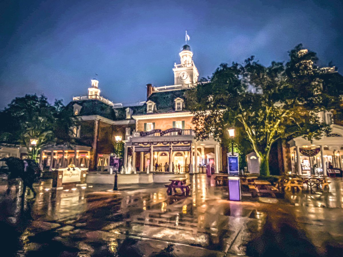 Have a magnificent and magical evening!! #americanadventure