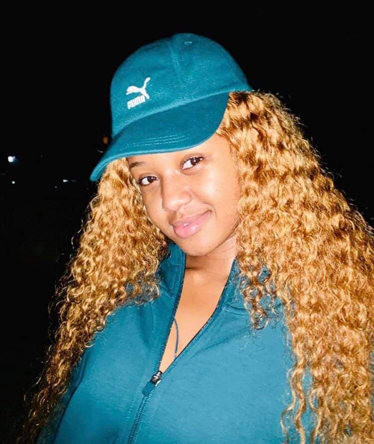 Ladies and gentlemen your queen Babes Wodumo.... wamuhle Mrs Maphumulo..... #GreenbacksFriday. Musa. Baleka Mbete. J Cole