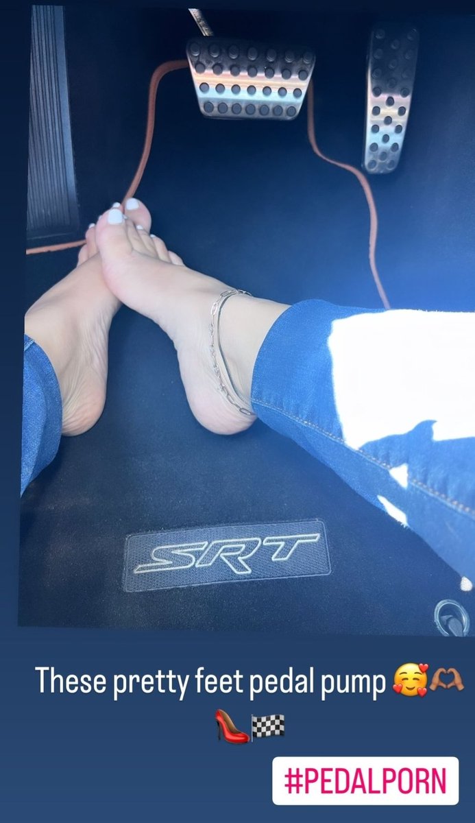 Desiresrevealed's tweet photo. My kind of woman!! #pedalpumping #footfetısh #majorturnon https://t.co/zKz0xUpYmo