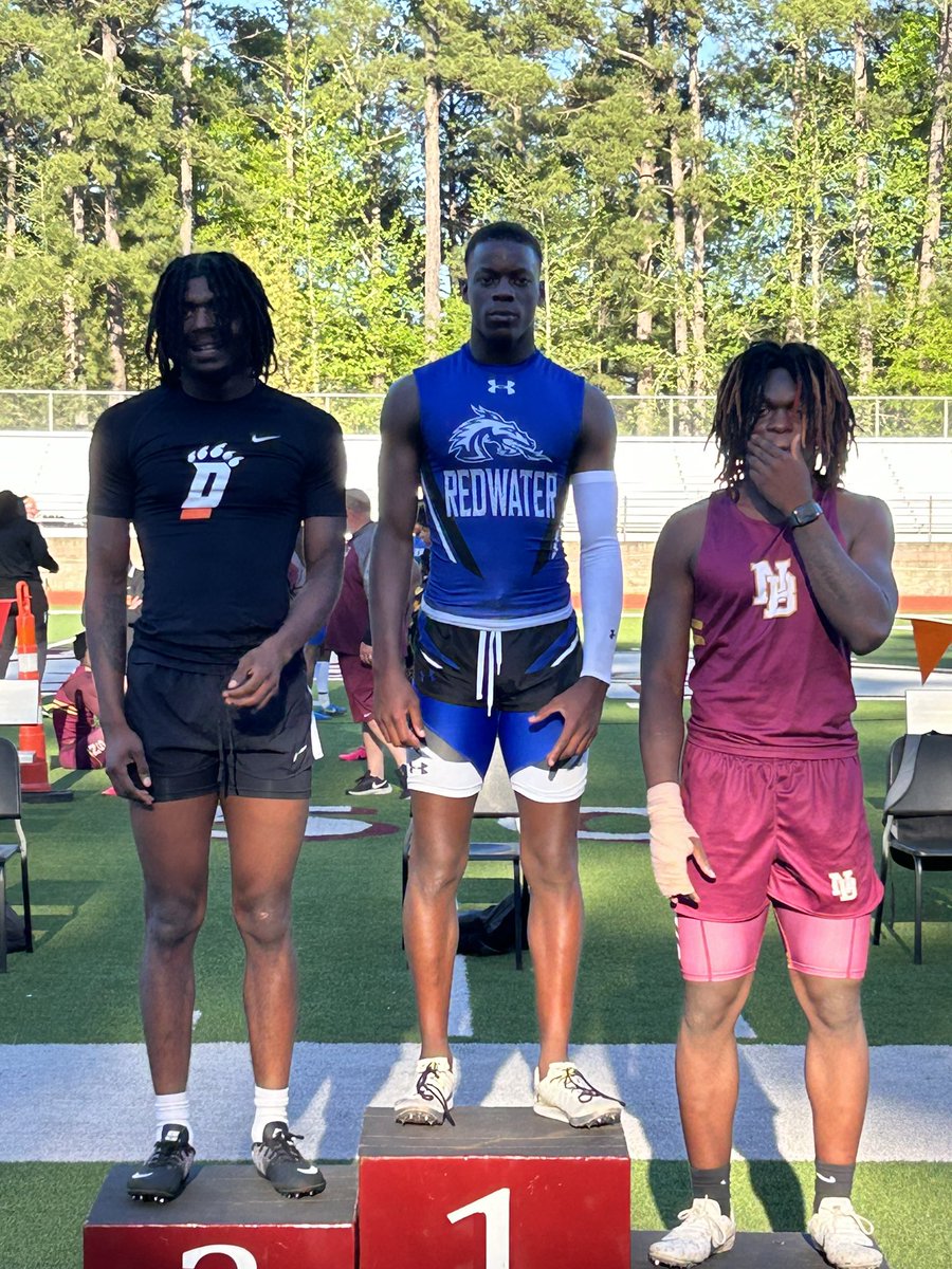 Coach Haugh (@coach_haugh) on Twitter photo Marquez Jones wins the 100 Meter Dash to advance to Area! <a href="/RedwaterA/">Redwater Athletics</a> <a href="/RECRUITtheWATER/">Redwater HS (Tx) Recruiting</a> <a href="/Marquezjones_21/">Quez</a> Marquez Jones wins the 100 Meter Dash to advance to Area! <a href="/RedwaterA/">Redwater Athletics</a> <a href="/RECRUITtheWATER/">Redwater HS (Tx) Recruiting</a> <a href="/Marquezjones_21/">Quez</a>