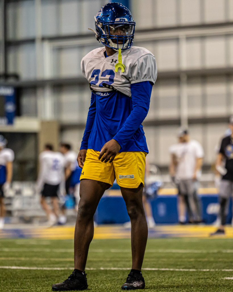 robchump1's tweet photo. Looking good #22  @colbyhump4 🔒⬇️ #GoJacks 🏈🐰🏈🙅🏽‍♂️#NotToday @cam_hump @calebtitan10 @decscenesetter https://t.co/ATLFA4WPfV